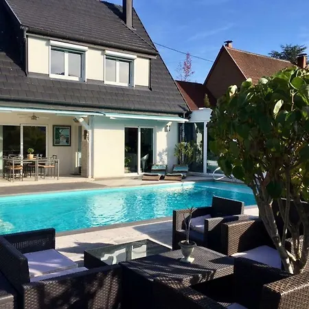 Βίλα With Pool Avenue De La Corniche Fréjus