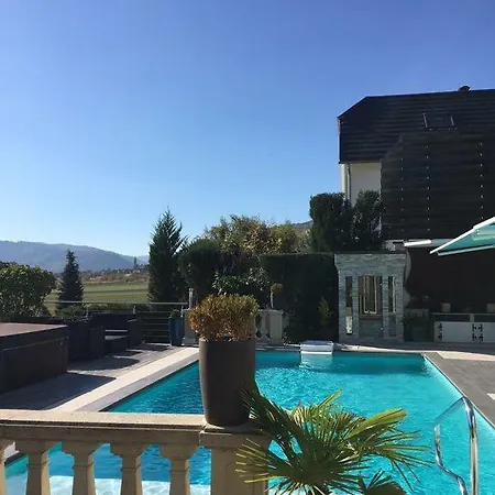 With Pool Avenue De La Corniche Villa Fréjus